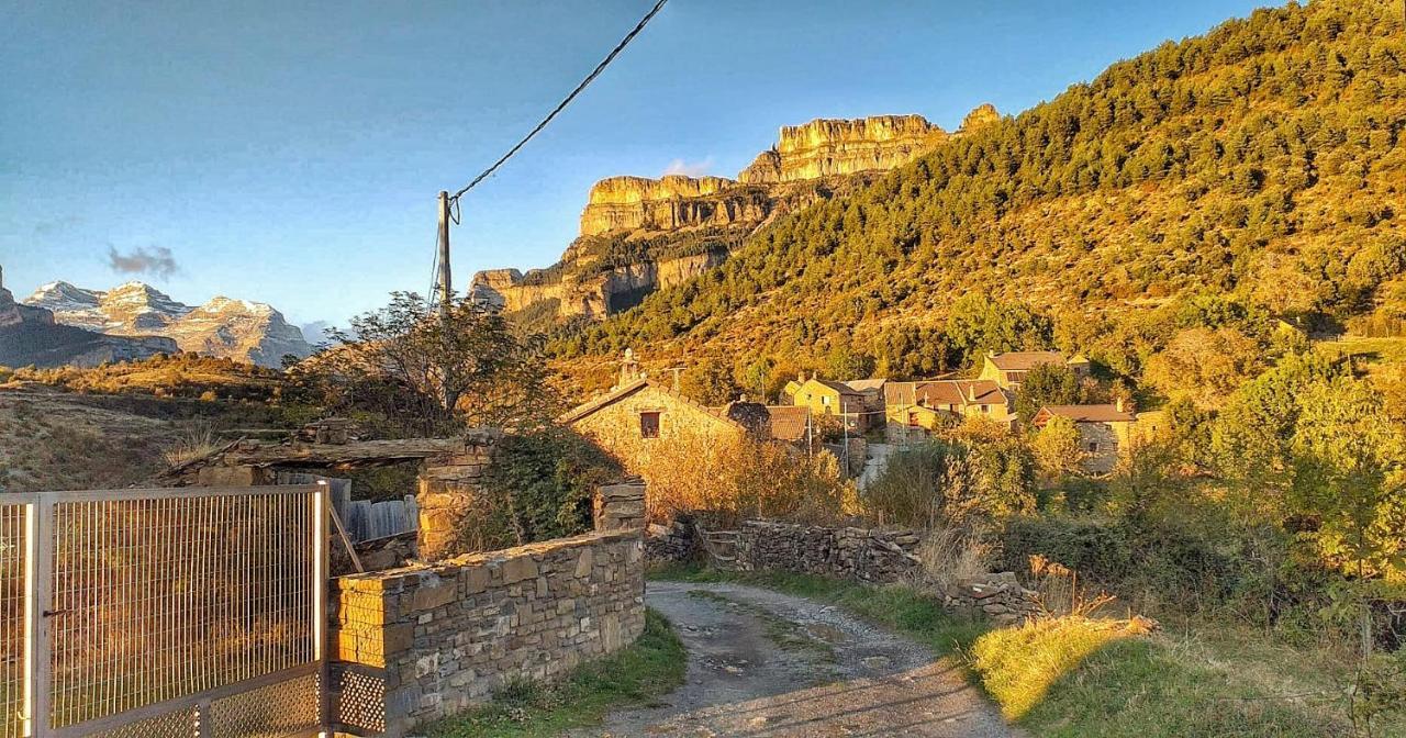Casa Rural Petricor, Ordesa Vio Exterior photo