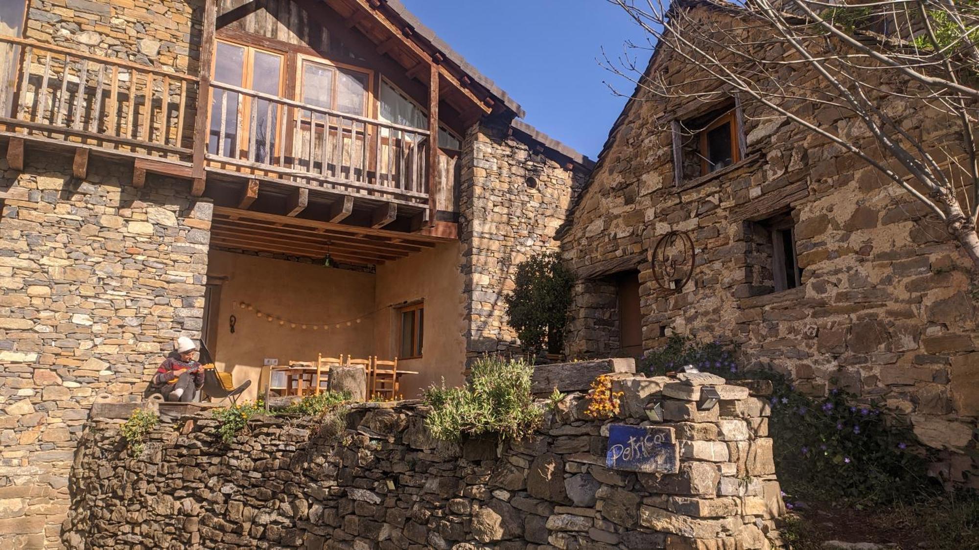 Casa Rural Petricor, Ordesa Vio Exterior photo